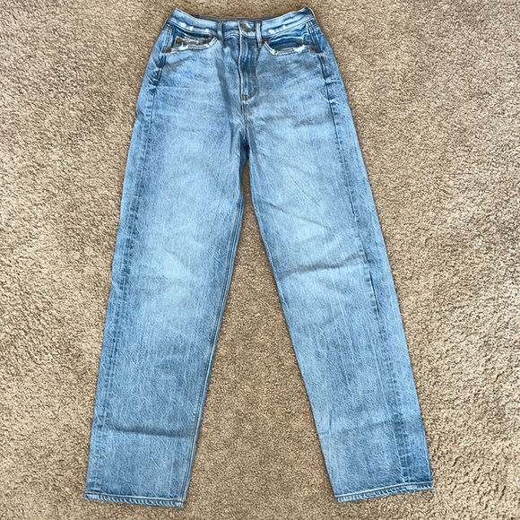 American Eagle Outfitters Denim - American Eagle baggy jeans